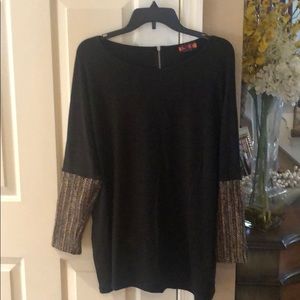 Isle sweater size XS - fits like a large